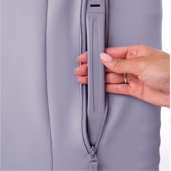 NWT BEIS The Carry On Lavender Luggage Cover - Picture 5 of 7